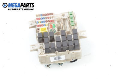 Fuse box for Mitsubishi Colt VI (Z3 A, Z2 A) (10.2002 - 06.2012) 1.5, 109 hp