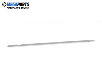 Material profilat ușă for Nissan Primera (P11) (06.1996 - 12.2001), sedan, position: dreaptă - fața