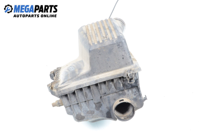 Carcasă filtru de aer for Volkswagen Golf III (1H1) (08.1991 - 07.1998) 1.8