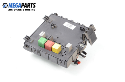 Fuse box for Opel Vectra C Estate (10.2003 - ...) 1.9 CDTI, 120 hp