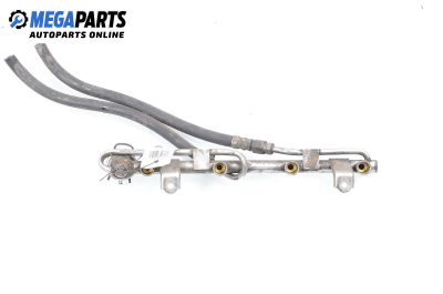 Rampă combustibil for Volkswagen Passat IV  Variant (3B5) (1997-05-01 - 2001-12-01) 1.8, 125 hp