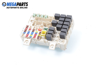 Fuse box for Mitsubishi Colt VI (Z3 A, Z2 A) (10.2002 - 06.2012) 1.1, 75 hp