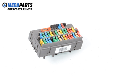 Fuse box for Peugeot 306 Sedan (7B, N3, N5) (04.1993 - 10.2003) 1.4 SL, 75 hp