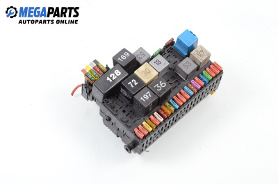 Fuse box for Volkswagen Sharan Minivan I (05.1995 - 03.2010) 2.0, 115 hp