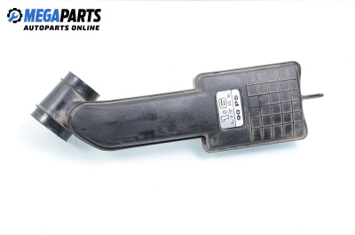 Conductă de aer for Ford Mondeo I Sedan (02.1993 - 08.1996) 1.6 i 16V, 88 hp