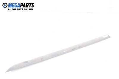 Material profilat ușă for Ford Focus I Estate (02.1999 - 12.2007), combi, position: dreaptă - fața