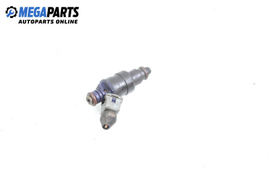 Gasoline fuel injector for Renault Megane I Hatchback (08.1995 - 12.2004) 1.6 i (BA0L), 75 hp