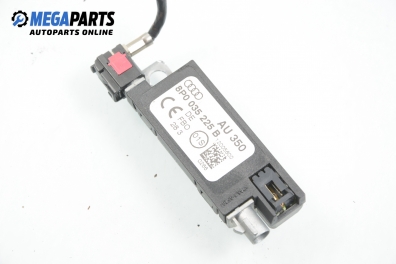 Amplificator antenă pentru Audi A3 (8P) 2.0 16V TDI, 140 cp, hatchback, 3 uși, 2003 № VAG 8P0 035 225 B