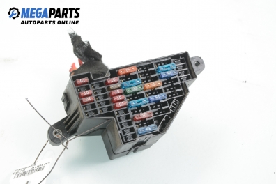 Sicherungskasten für Audi A3 (8P) 2.0 16V TDI, 140 hp, hecktür, 3 türen, 2003