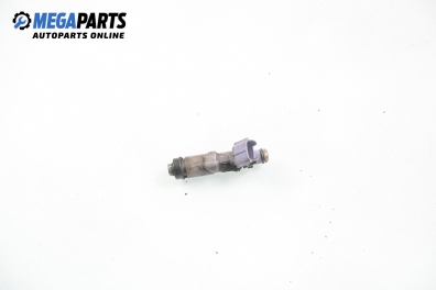 Gasoline fuel injector for Lexus IS (XE10) 2.0, 155 hp, sedan automatic, 2000