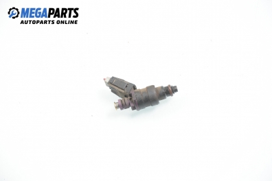 Gasoline fuel injector for Volvo S40/V40 2.0, 136 hp, sedan, 1996