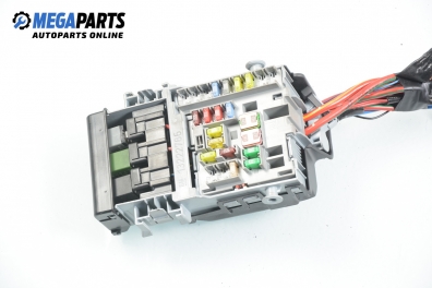 Sicherungskasten für Chevrolet Cruze 2.0 CDI, 125 hp, sedan, 2010 № GM 13222786