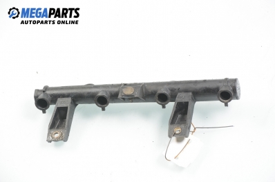 Fuel rail for Peugeot 206 1.4, 75 hp, hatchback, 5 doors, 2000