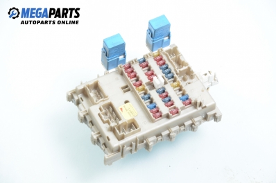 Fuse box for Nissan Almera (N16) 1.5, 90 hp, hatchback, 5 doors, 2002