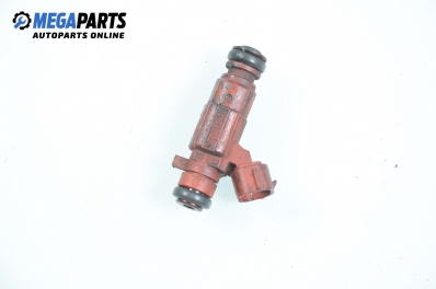 Gasoline fuel injector for Nissan Almera (N16) 1.5, 90 hp, hatchback, 5 doors, 2002