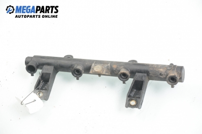 Fuel rail for Peugeot 206 1.1, 60 hp, hatchback, 3 doors, 1999