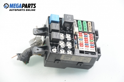 Fuse box for Hyundai Matrix 1.6, 103 hp, 2002 № 9110517481