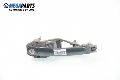 Outer handle for Volkswagen Passat (B5; B5.5) 2.5 TDI, 150 hp, station wagon automatic, 1999, position: front - right