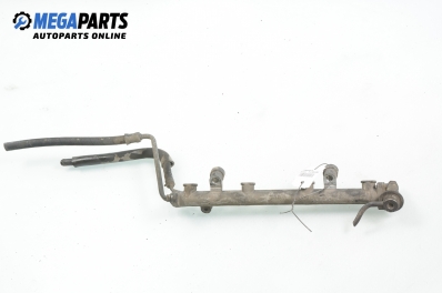 Fuel rail for Hyundai Coupe 1.6 16V, 114 hp, 1998