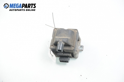 Bobină de aprindere for Volkswagen Polo (6N/6N2) 1.4, 60 hp, hatchback, 1996 Temic