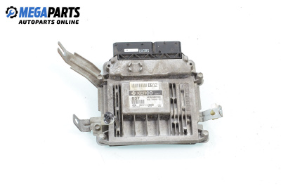 ECU for Kia Cerato Sedan I (04.2004 - 12.2009) 1.6, 122 hp, № 39111-2B060 / 9030930837B5