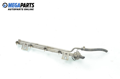 Fuel rail for Nissan Micra II Hatchback (01.1992 - 02.2003) 1.0 i 16V, 60 hp