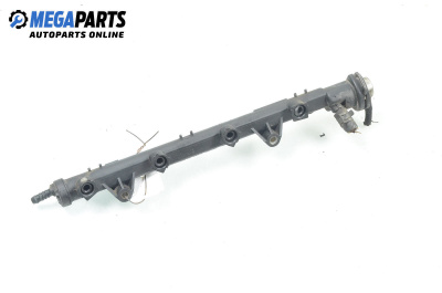 Fuel rail for Volkswagen Polo Hatchback II (10.1994 - 10.1999) 50 1.0, 50 hp