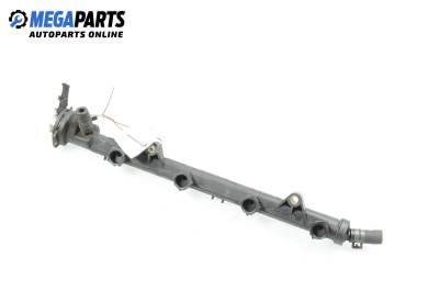 Fuel rail for Volkswagen Polo Hatchback II (10.1994 - 10.1999) 50 1.0, 50 hp