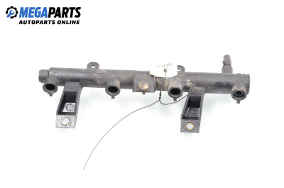 Fuel rail for Peugeot 206 Hatchback (08.1998 - 12.2012) 1.4 i, 75 hp