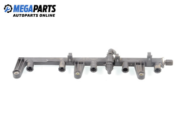 Fuel rail for Lancia Lybra Station Wagon (07.1999 - 10.2005) 2.0 20V (839BXC11, 839BXC1A), 154 hp