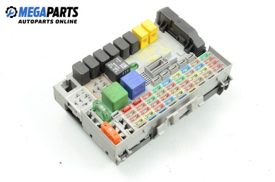 Fuse box for Opel Zafira A Minivan (04.1999 - 06.2005) 2.0 DTI 16V, 101 hp