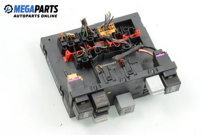 Tablou cu siguranțe for Volkswagen Passat V Variant B6 (08.2005 - 11.2011) 2.0 TDI 16V, 140 hp