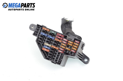 Tablou cu siguranțe for Volkswagen Passat V Variant B6 (08.2005 - 11.2011) 2.0 TDI 16V, 140 hp