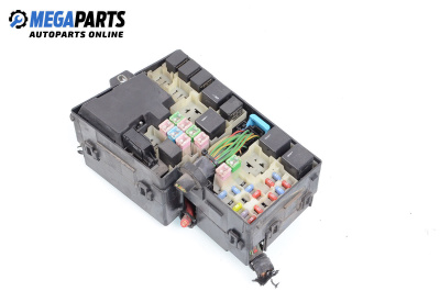 Fuse box for Volvo V50 Estate (12.2003 - 12.2012) 2.0 D, 136 hp