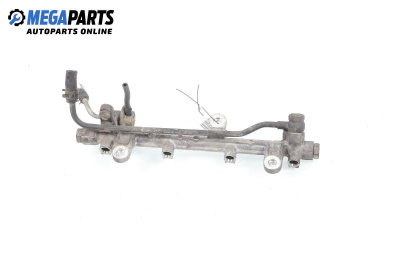 Fuel rail for Suzuki Baleno Hatchback I (03.1995 - 05.2002) 1.3 i 16V, 85 hp