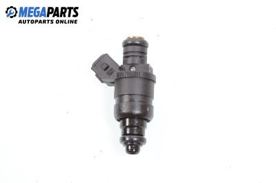 Gasoline fuel injector for Skoda Felicia II Hatchback (01.1998 - 06.2001) 1.3, 54 hp, № 047906031