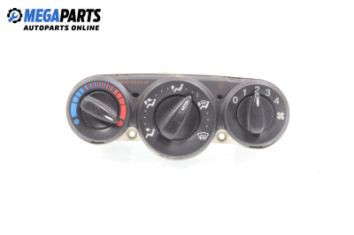 Panou aer condiționat for Ford Focus I Hatchback (10.1998 - 12.2007)