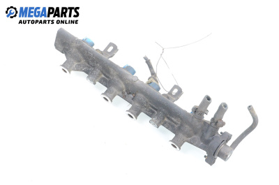 Rampă combustibil cu injectoare for Renault Laguna I Hatchback (11.1993 - 08.2002) 2.0 (B56C/H/N), 113 hp