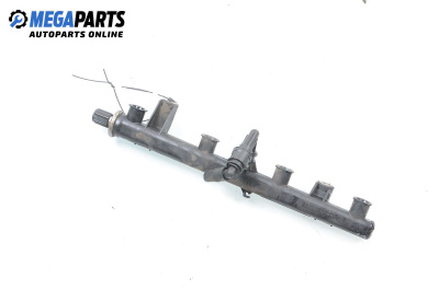 Fuel rail for Alfa Romeo 147 Hatchback (2000-11-01 - 2010-03-01) 1.6 16V T.SPARK (937AXB1A), 120 hp