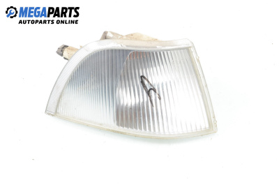 Blinklicht for Volvo V40 Estate (07.1995 - 06.2004), combi, position: rechts