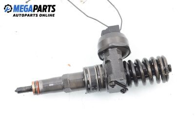 Diesel fuel injector for Volkswagen Passat IV Sedan B5.5 (10.2000 - 12.2005) 1.9 TDI, 130 hp