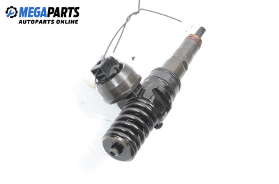 Diesel fuel injector for Volkswagen Passat IV Sedan B5.5 (10.2000 - 12.2005) 1.9 TDI, 130 hp