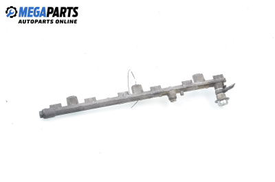 Fuel rail for Lexus IS I Sedan (04.1999 - 07.2005) 200, 155 hp