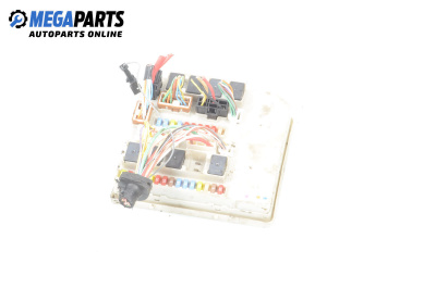 Fuse box for Renault Clio III Hatchback (01.2005 - 12.2012) 1.5 dCi (BR17, CR17), 86 hp