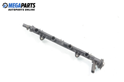 Fuel rail for Volkswagen Polo Hatchback II (10.1994 - 10.1999) 50 1.0, 50 hp