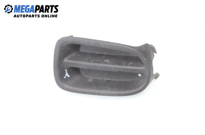 Gitter im stoßstange for Nissan Almera II Hatchback (01.2000 - 12.2006), hecktür, position: vorderseite