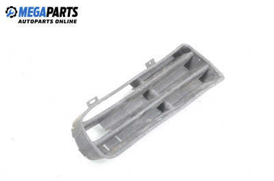 Grilă în bara de protecție for Volkswagen Golf IV Hatchback (08.1997 - 06.2005), hatchback, position: fața