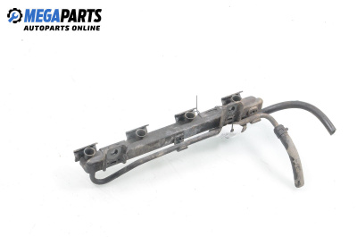 Fuel rail for Suzuki Baleno Wagon (08.1996 - 04.2005) 1.6 i 16V, 98 hp