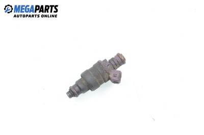 Gasoline fuel injector for Volvo S40 I Sedan (07.1995 - 06.2004) 2.0, 140 hp