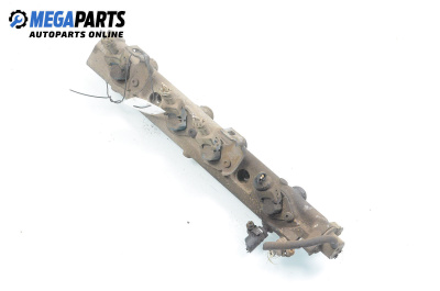 Rampă combustibil cu injectoare for Renault Laguna I Hatchback (11.1993 - 08.2002) 2.0 (B56C/H/N), 113 hp